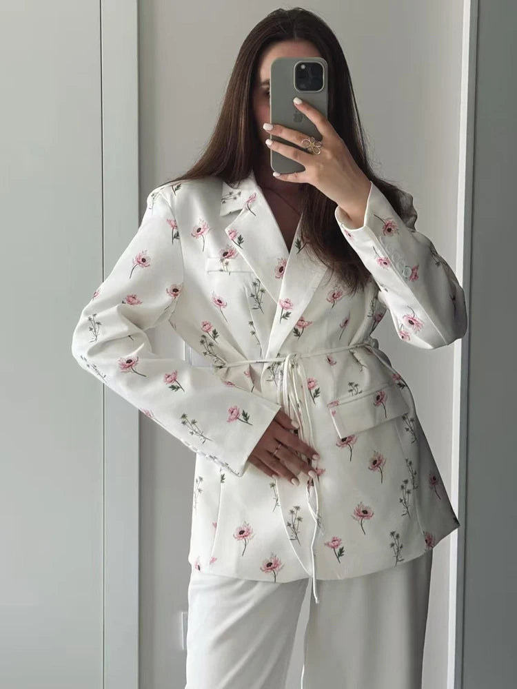 FSMG New Fashion Flowers Print Loose Suit Collar Coat For Women Elegant Belted Waist Cinching Suit Jacket Female Street Chic Top