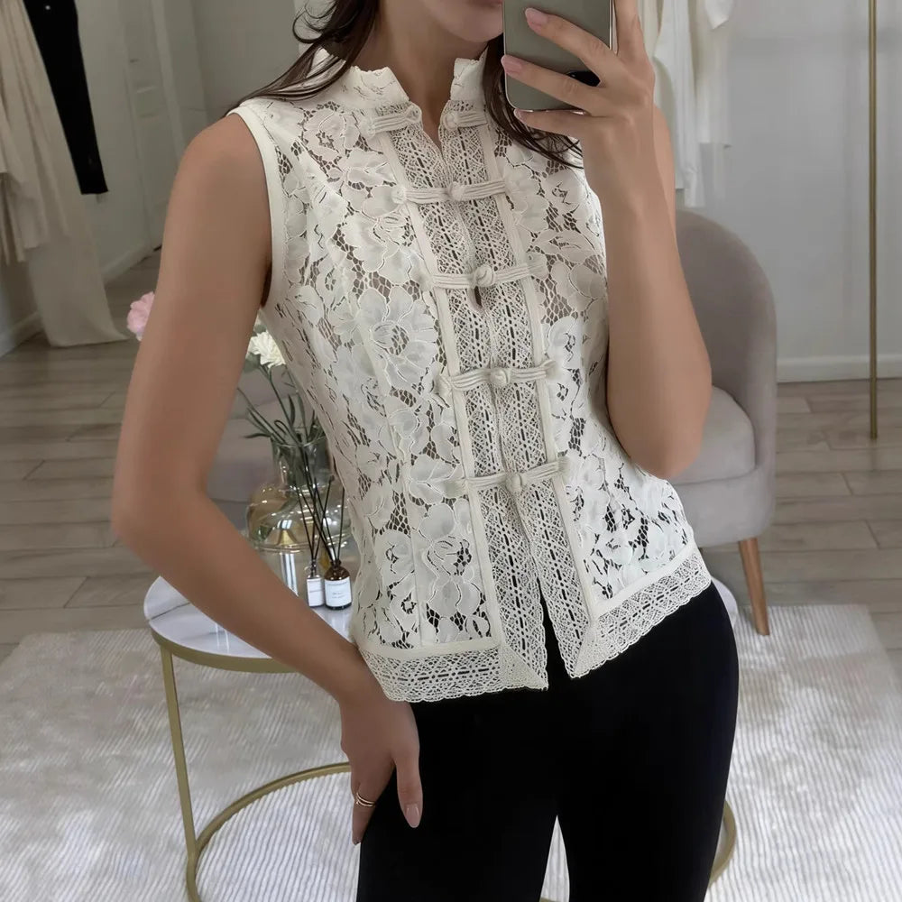 Ladies Vintage Lace Blouse Shirts Women Summer Hollow Out Casual Sand Collar Elegant Embroidery Puff Sleeve Sexy Top Shirts