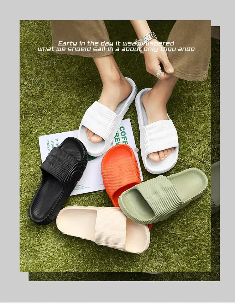 Man Fashion Sandals Solid Beach Slippers Summer Non Slip Sandals Soft Unisex Slides Women Luxury Outdoor Ultralight Shoes
