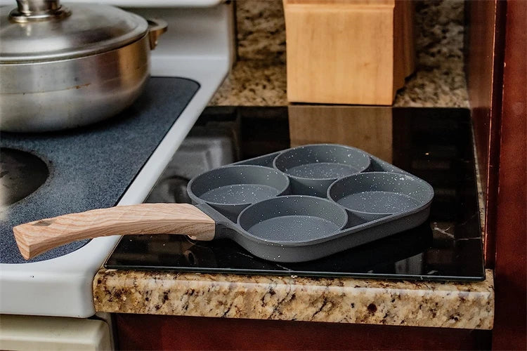 LMETJMA Pancake Egg Frying Pan 4 Cups Omelet Poached Egg Pan for Breakfast Divided Coating with Non Sticking Handle JT888