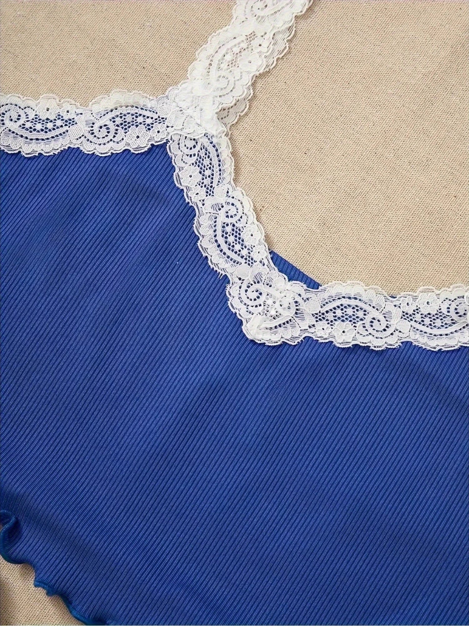 New Women Pajama Set Lace V-Neck Camisole Top and Floral Printed Shorts Sleepwear Nightwear Loungewear Summer Outfit 2PCS Hot