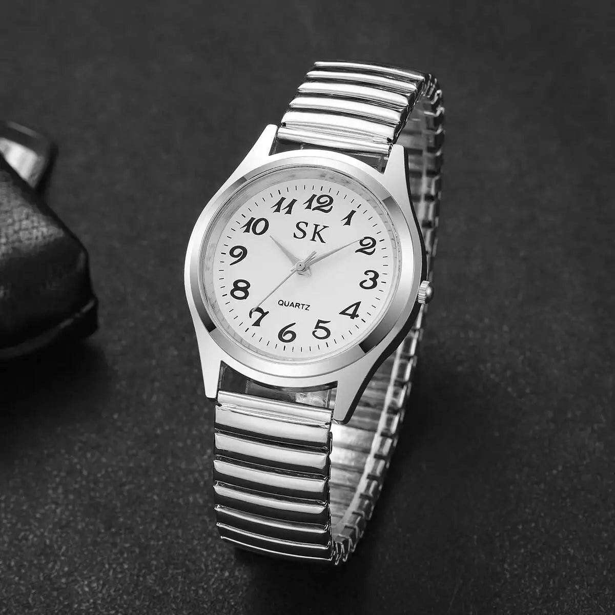 2PCS/Set Fashion Couple Watches Luxury Elastic Strap Women Watches Men Quartz Wristwatches (Without Box）