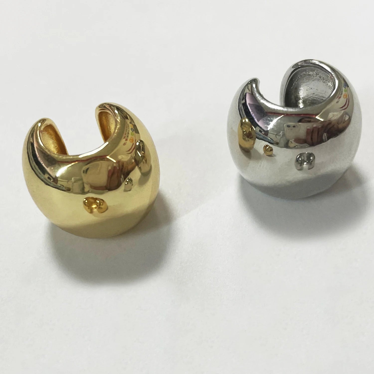 Smooth C-shaped No Piercing Ear Clips for Women Chunky Solid Metallic Earclip Earrings Fake Cartilage Cuff Earrings Punk Jewelry