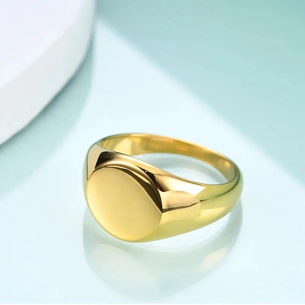 Customized Women Signet Ring Chunky Round Name Logo Stamp Stainless Steel Punk Candid Fashion Jewelry Female Wedding Accessories