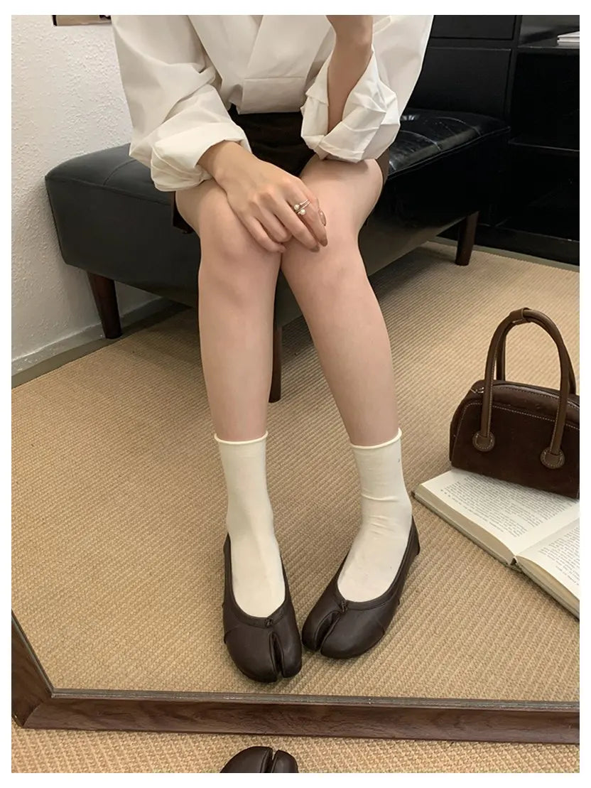 Spring Split Toe Women Ballet Flats Fashion Tabi Shoes Causal Slip On Loafer Ladies Pleated Leather Espadrilles Zapatillas Mujer