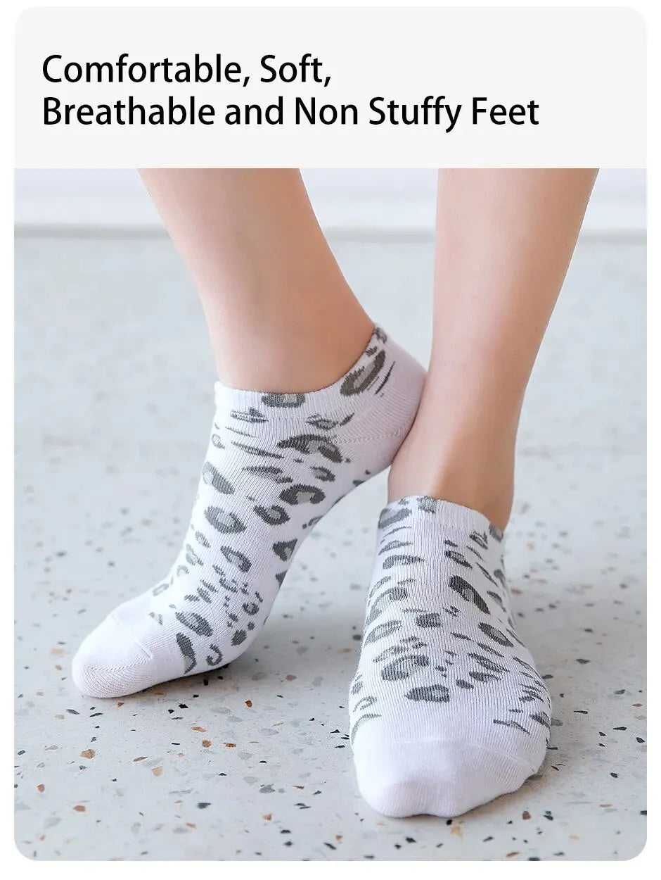 5 Pairs of Women's Seasonal Fashionable and Trendy Leopard Print Cotton Sweat-absorbing and Comfortable Sports Low Top Socks