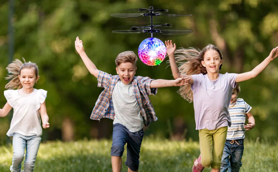 Led Light Suspension Crystal Ball Infrared Induction RC Gesture Control Colorful Glowing Toys Unique Gift for Kids