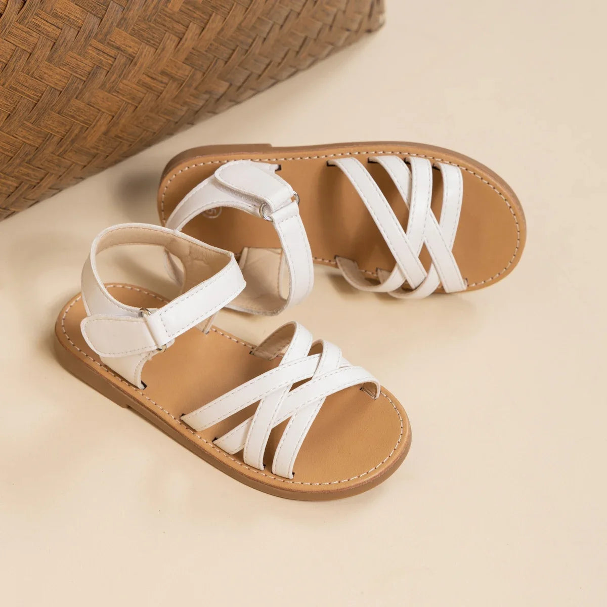 Girls Summer Sandals Kids Cross Strap Open Toe Shoes Toddler Non-slip Rubber Sole Casual Beach Princess Sandals