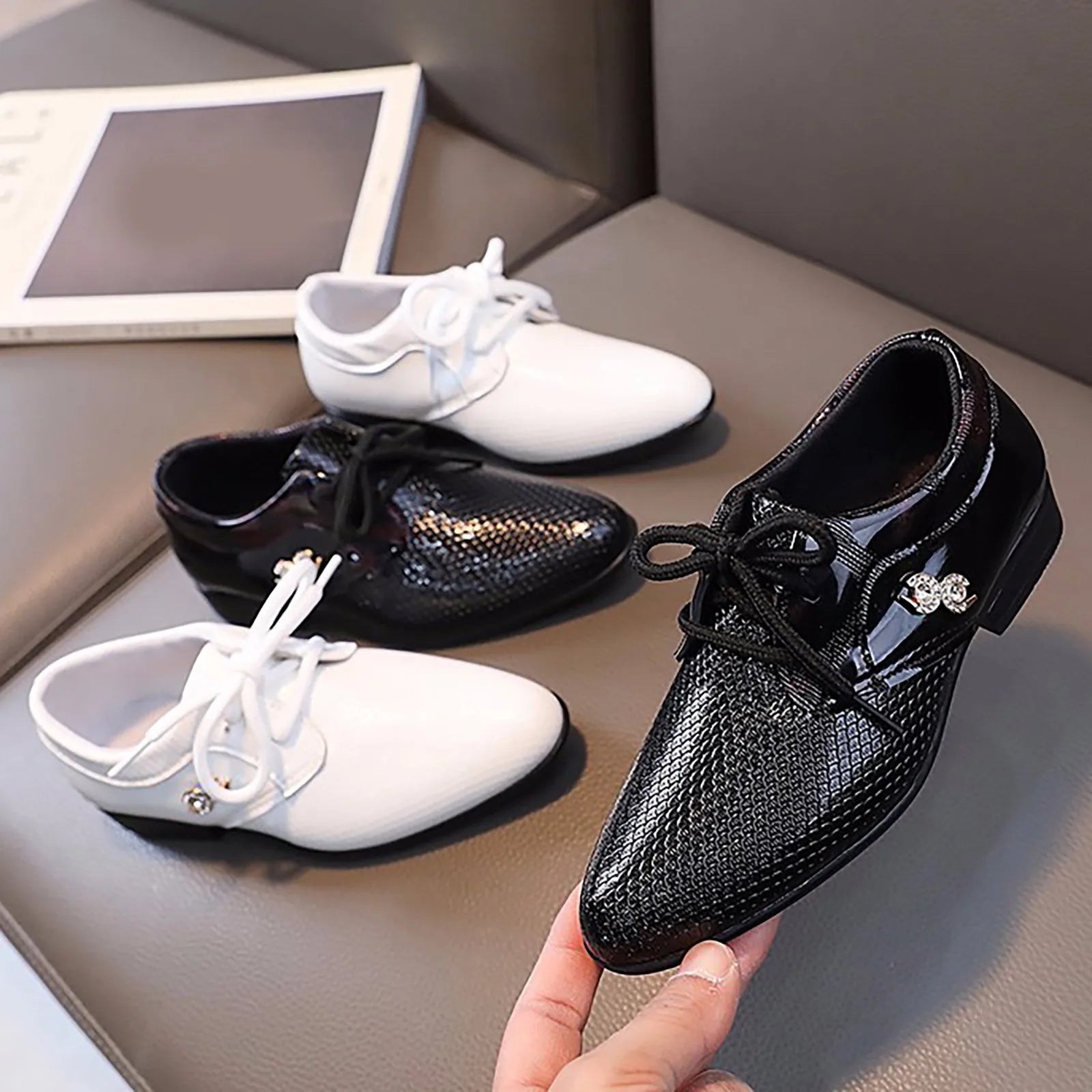 Shoes Light up Boys Leather Shoes Spring And Autumn Stylish UK Wind Lace Up Children'S Single Shoes Shoes for Middle School
