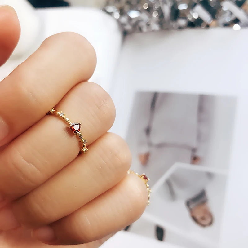 Huitan Exquisite Red Love CZ Engagement Proposal Rings for Women Thin Band Aesthetic Female Fashion Jewelry Fancy Birthday Gift