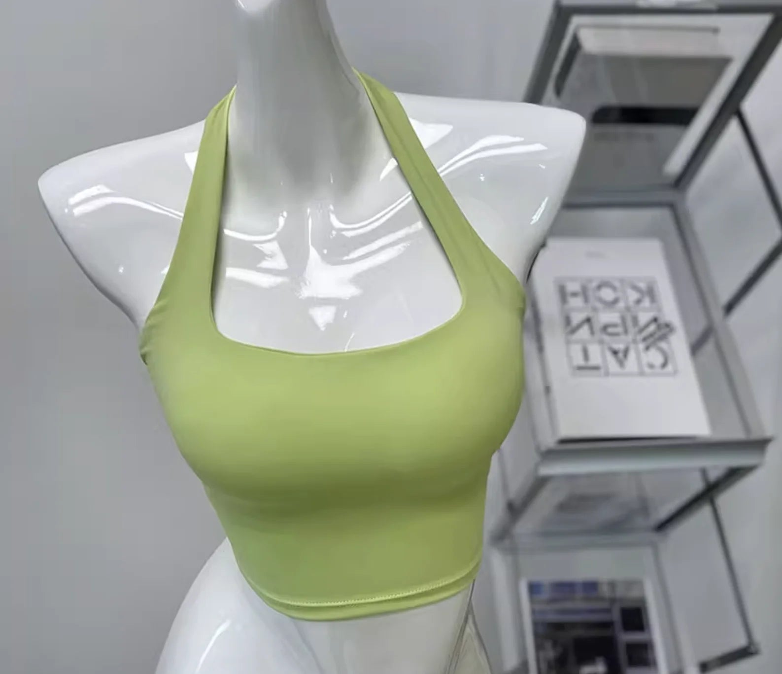 Summer New Sexy Hanging Neck with Chest Pads, Beautiful Back Sports Bra, Women's Light Luxury Fashion, Unique Pleated Sports Bra