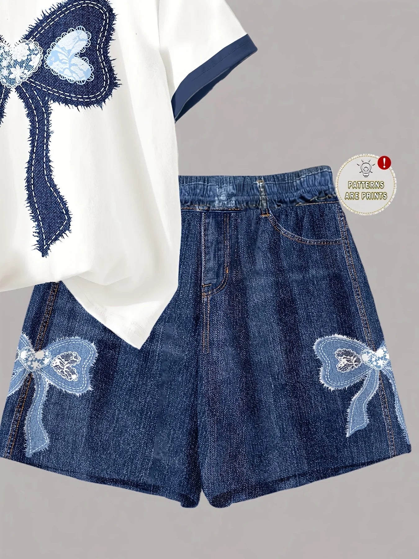 Girls' Casual Short-Sleeved Outfit, Girls' Short-Sleeved T-Shirt with Bow Pattern Print Paired with High-Waisted Elastic Faux Denim Shorts Two-Piece Set, Suitable for Children Aged 8-12, for Summer, Home, School, Outings, and