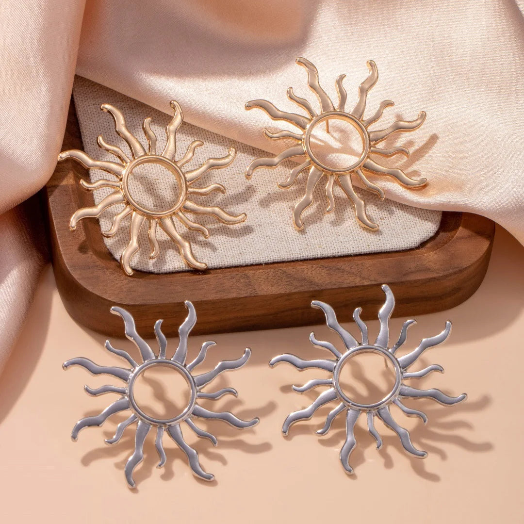 1Pair Fashion Temperament Elegant Sun Flower Stud Earrings For Women Girls Versatile Earring Jewelry Accessories Gifts