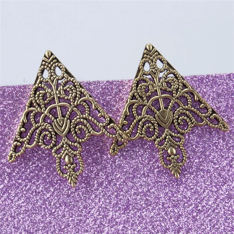 Fashion Women Brooch Accessories Tide Exquisite Pin Brooches For Ladies Blouse Brooch Collar Decorated Golden Shirt