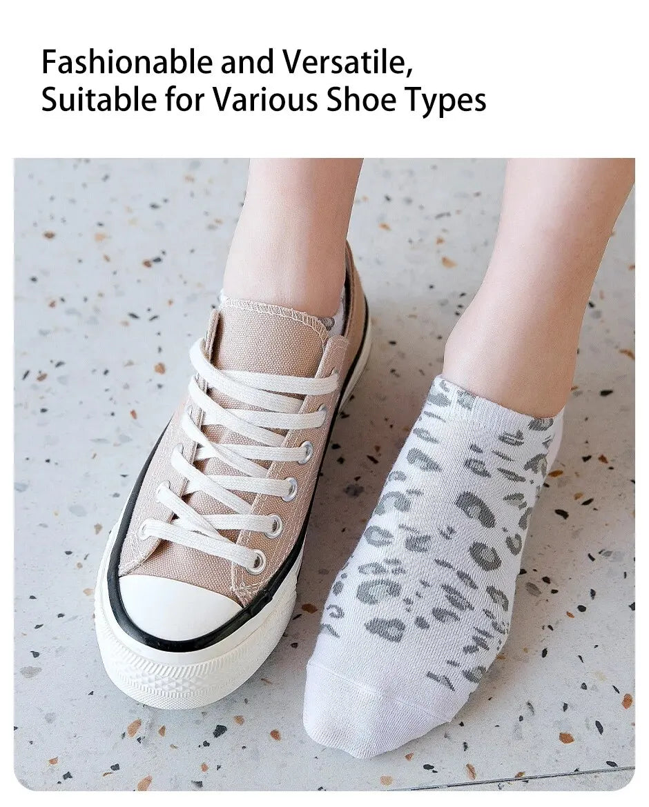 5 Pairs of Women's Seasonal Fashionable and Trendy Leopard Print Cotton Sweat-absorbing and Comfortable Sports Low Top Socks