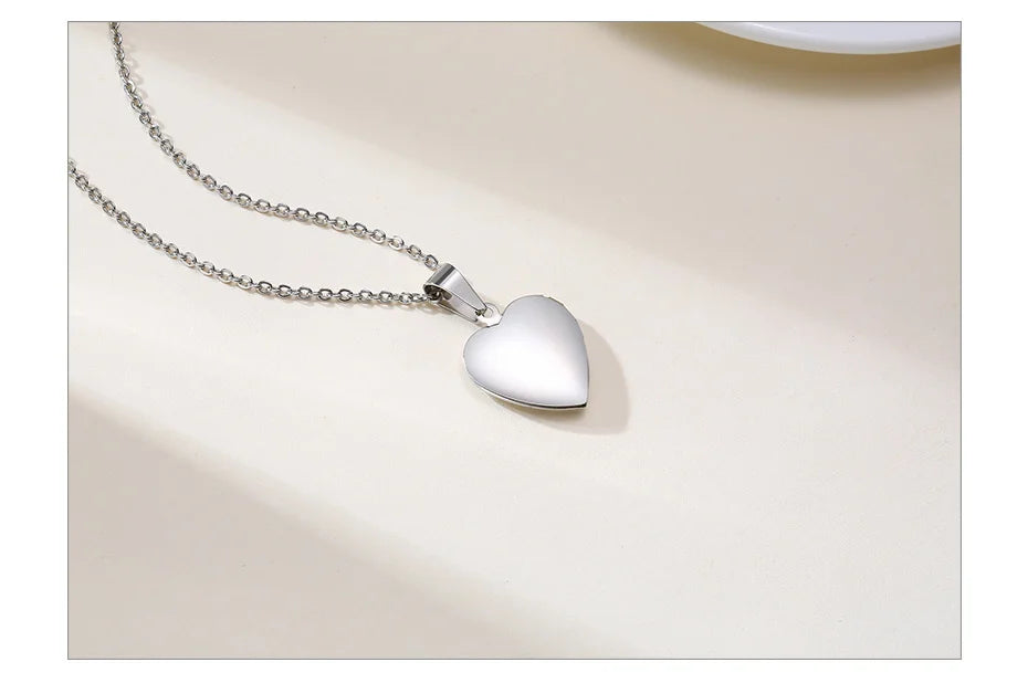 Vnox Customize Picture Name Women Necklaces Heart Locket Pendant Family Image Personalized Anniversary Gift
