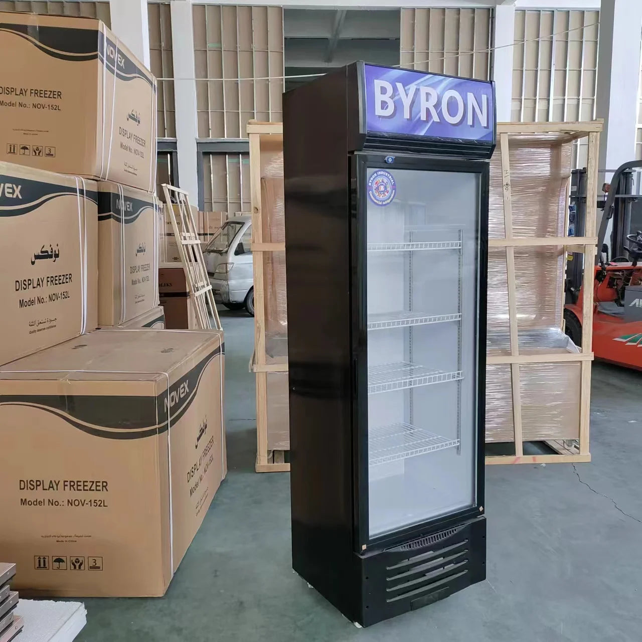 Commercial Single-Temperature Display Refrigerator, Glass Door Beverage Cooler for Drinks & Beverages with Adjustable Shelves