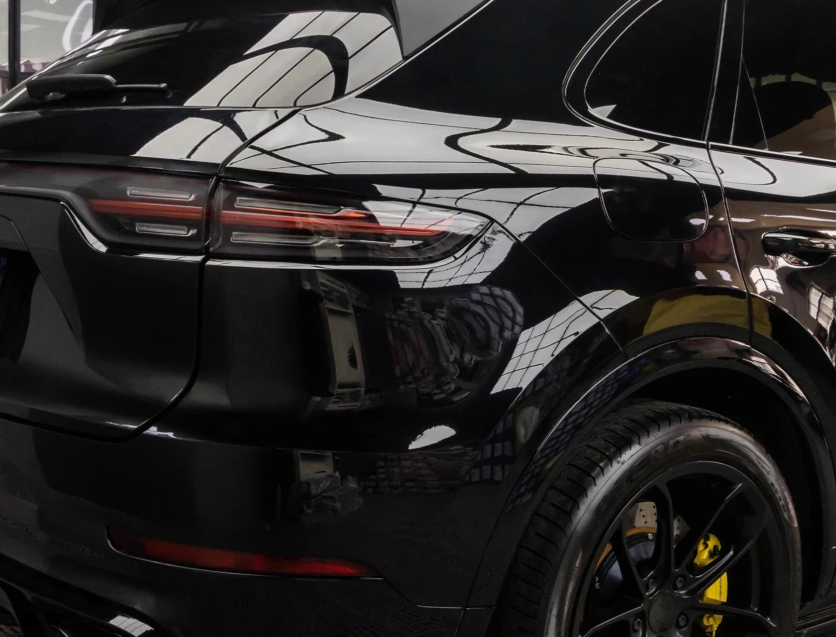 Ultra Gloss PET Piano Black Vinyl Wrap Film Sticker Auto Decoration Accessories Glossy Black Self Adhesive Vinyl Bubble Air Free car accessories accesorios para auto car decal