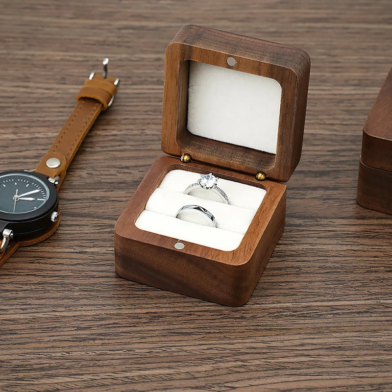 Vintage Wooden Ring Box Jewelry Organizer Square Wood Grain Wedding Rings Holder Earrings Jewelry Display Packaging Gift Boxes