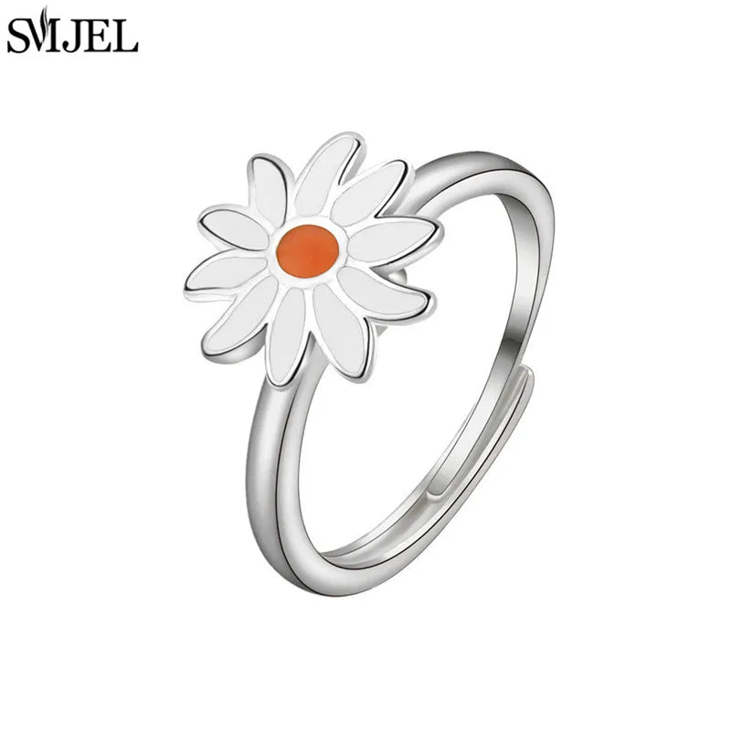 Ethnic Fashion Daisy Flower Anxiety Ring Adjustable Women Girls Worry Stress Relief Jewelry Spinning Fidget Rings Party Gifts