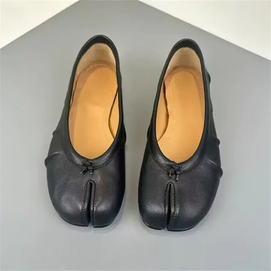 Size 35-43 Split Toe Women Ballet Flats Tabi Shoes Casual Slip-on Loafers Ladies Pleated  Leather Espadrilles Zapatillas Mujer