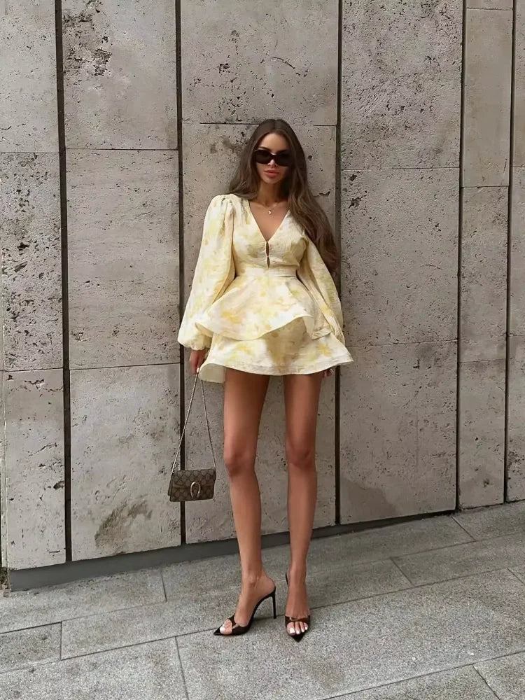 Women Floral Print Mini Dress V-neck Balloon Sleeve Keyhole Detail Tiered Ruffle Hem Dresses 2026 New Summer Holiday Party Gowns