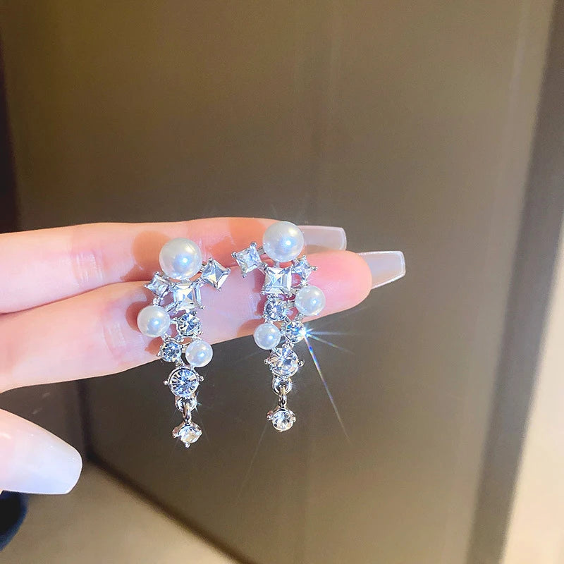 Shiny Crystal Zircon Long Stud Earrings for Women Geometric Hanging Drop Tassel Earring Fashion Party Vintage Pendant Jewelry