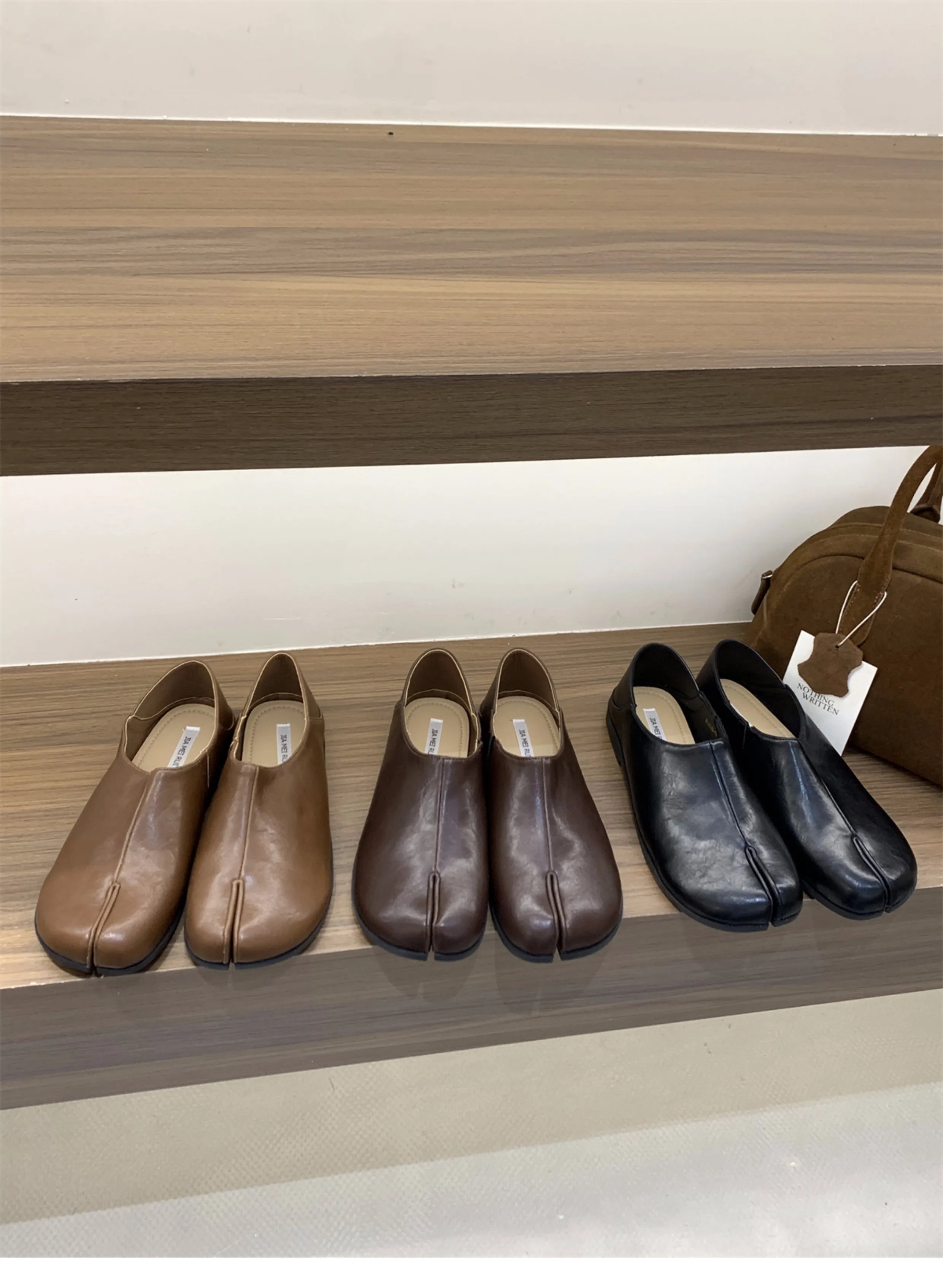 2025 Japanese Style Tabi Ninja Shoes Women Retro Suede Flats Split Hoof Toe Boat Shoes Femme Mary Jeans Mocasines Ballerina Shoe