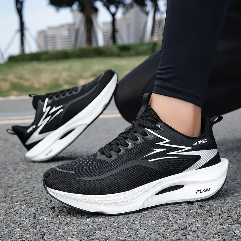 2026Men Casual Sport Shoes Breathable Lightweight Sneakers Outdoor Mesh Black Running Shoes Athletic Jogging WoMen Walking Shoes