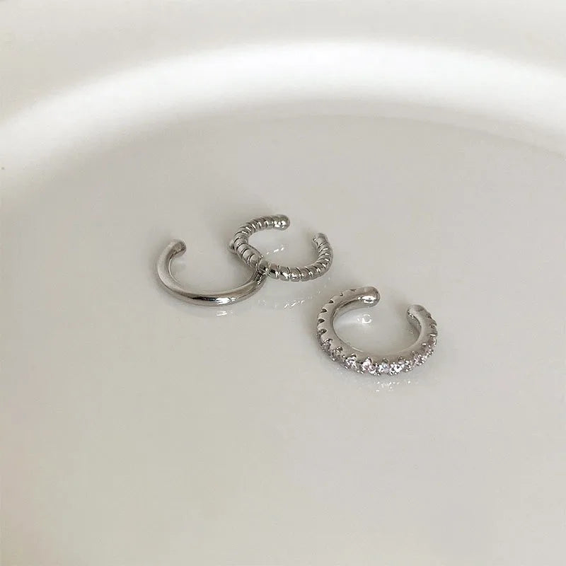3Pcs/Set Clips Earring for Women Unisex Minimalist Fashion Cartilage Hoop Earrings Sets Ear Cuff Piercing Clip on Earring