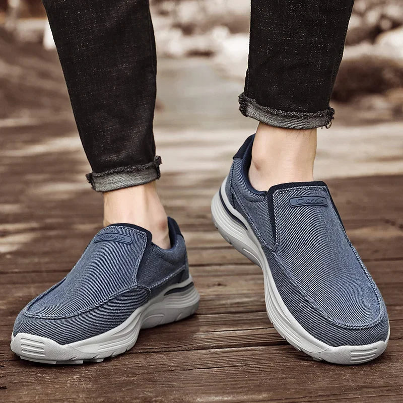 Men's Lightweight Canvas Loafers for Outdoor Hiking Camping Casual Sports Running Jogging Shoes Size 39-48