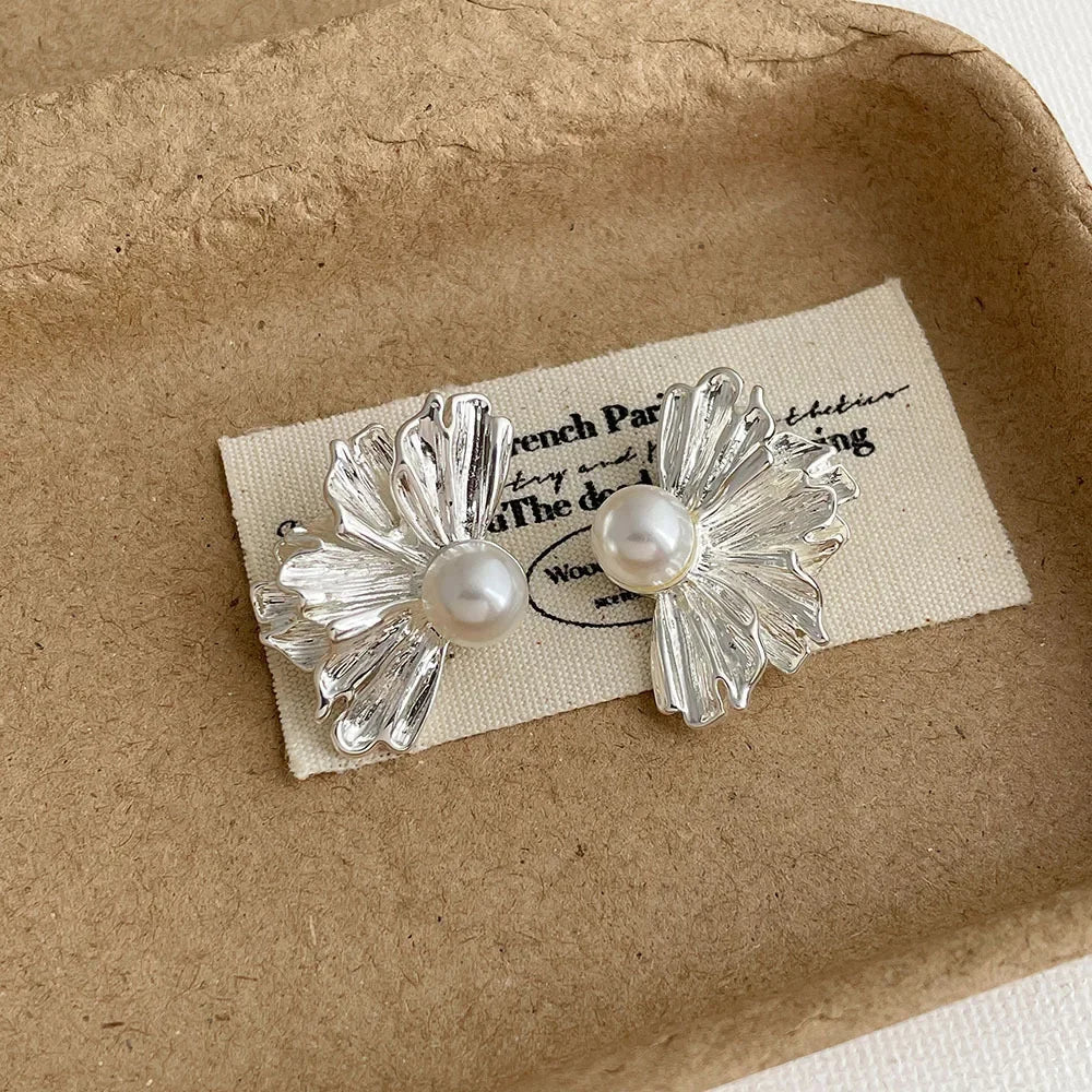 Exaggeration Ocean Style Shell Texture Stud Earrings for Women Trendy Accessories Personalization Jewelry Earrings Daily Wear