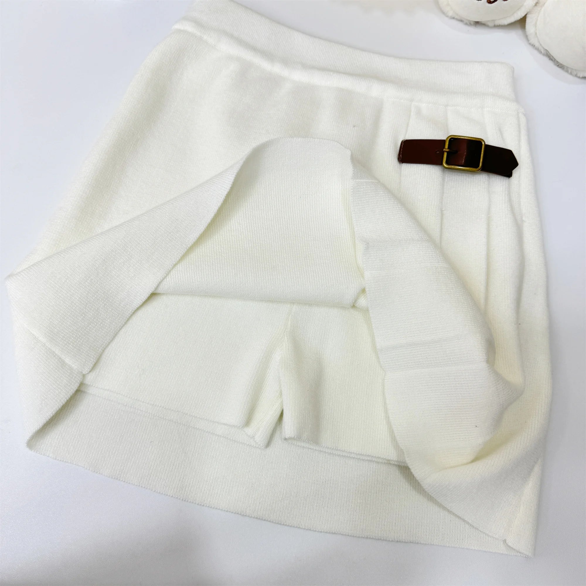 French Small Fragrance Knitted Two Piece Set For Womem Summer New High-end Wool Crop Top And Pleated Short Skirt Sets F689