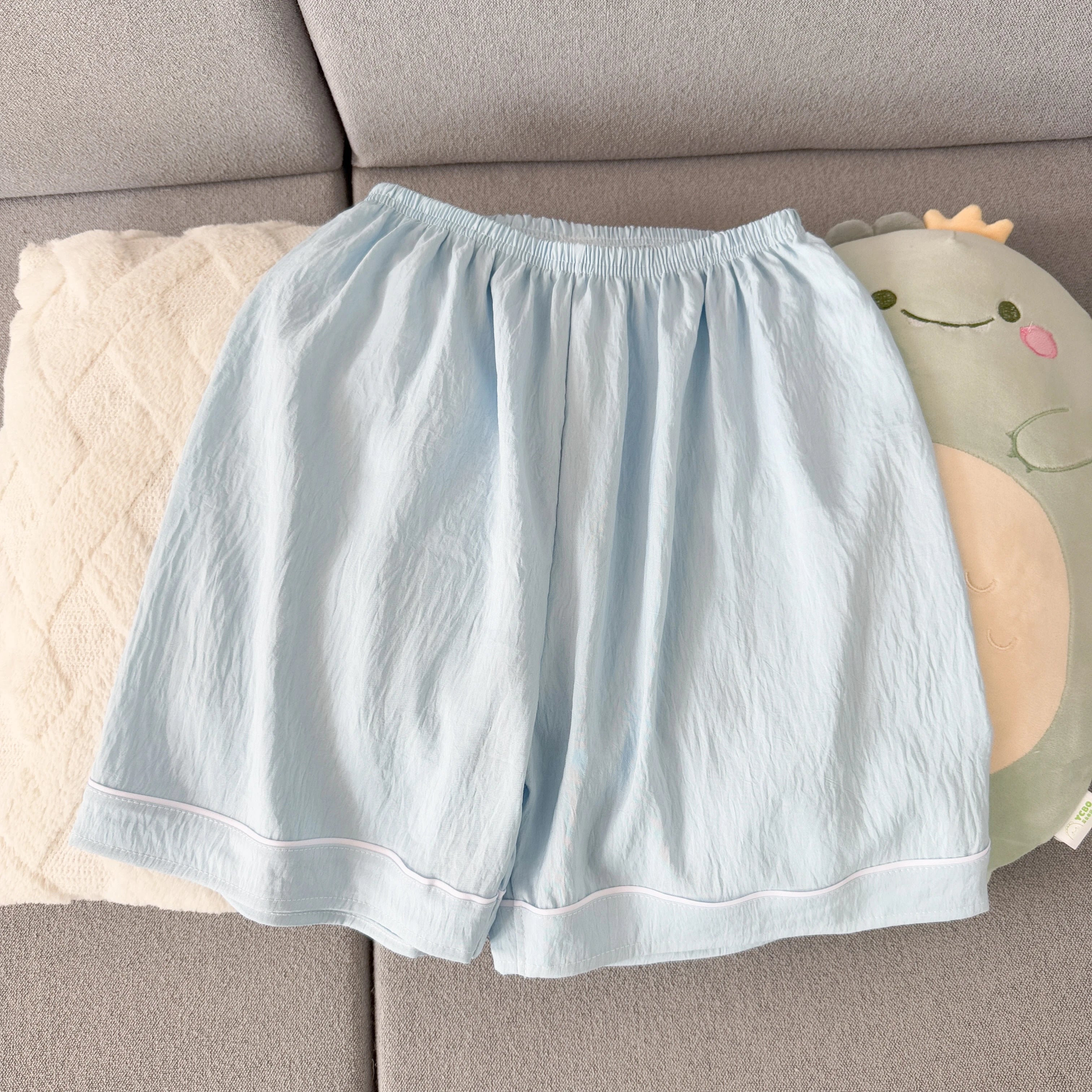 Youth Men's Slim Fit New Pajama Set Solid Color Short Sleeve Lapel Top and Elastic Shorts Pajamas Summer Loungewear Sleepwear