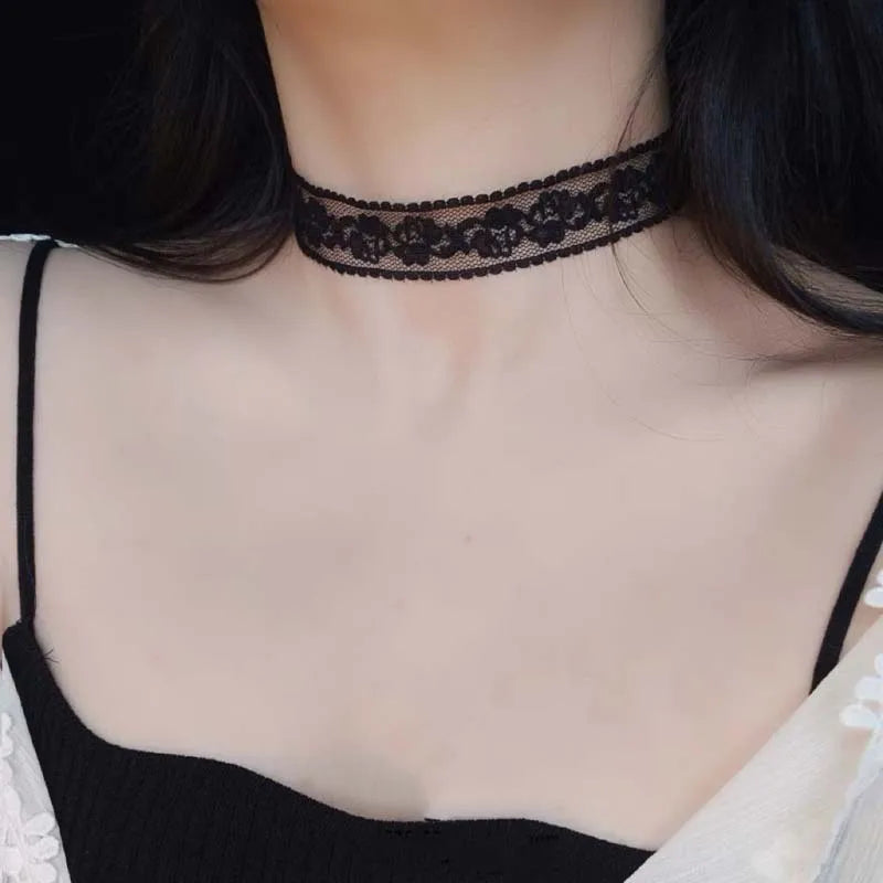 Short Lace Choker Nekclace for Women Girl Black White Color Fashion Romantic Necklace Gift for Party Wholesale Neck Jewelry