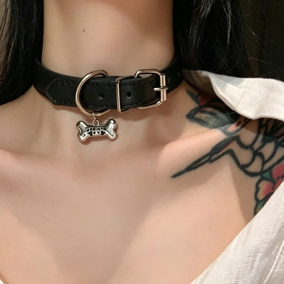 ZAKOL 1Pcs Y2K Sweet Cool PU Leather Collar Chain Punk Dog Claw Bone Charms Choker Necklace For Women Party Jewelry Gifts