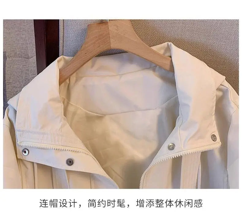 Short Hooded Jacket Women's Spring Autumn 2026 New Lady Loose Thin Work Jacket Top Solid Casual Student Zipper Outwear