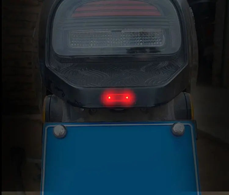 Car Mini LED Solar Power Warning Light Night Security Simulated Alarm Wireless Anti-Theft Caution Lamp Strobe Dummy Alarm Lamp