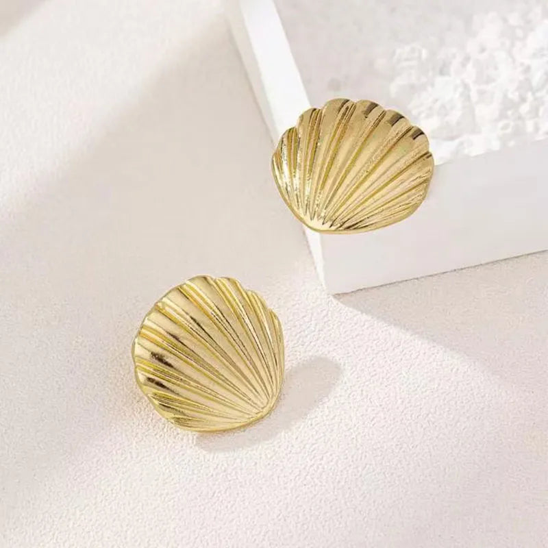 Exaggeration Ocean Style Shell Texture Stud Earrings for Women Trendy Accessories Personalization Jewelry Earrings Daily Wear