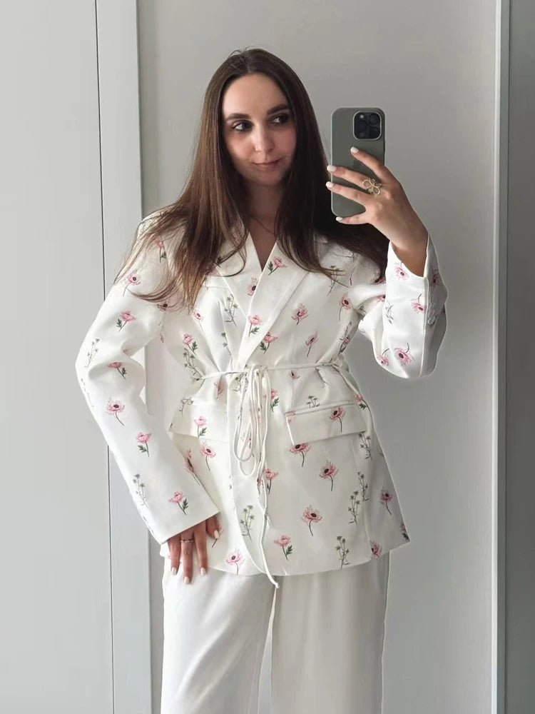 FSMG New Fashion Flowers Print Loose Suit Collar Coat For Women Elegant Belted Waist Cinching Suit Jacket Female Street Chic Top