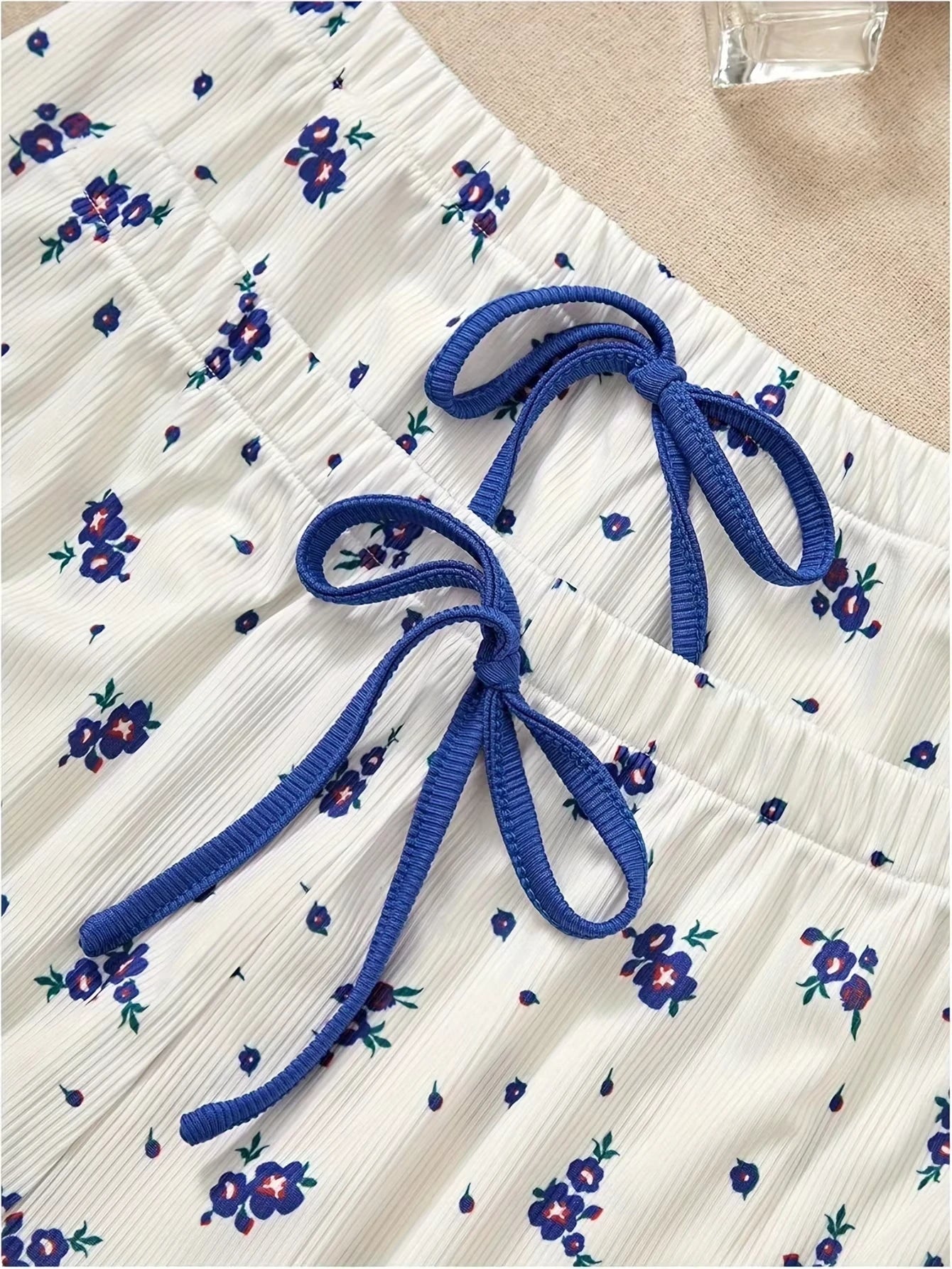 New Women Pajama Set Lace V-Neck Camisole Top and Floral Printed Shorts Sleepwear Nightwear Loungewear Summer Outfit 2PCS Hot
