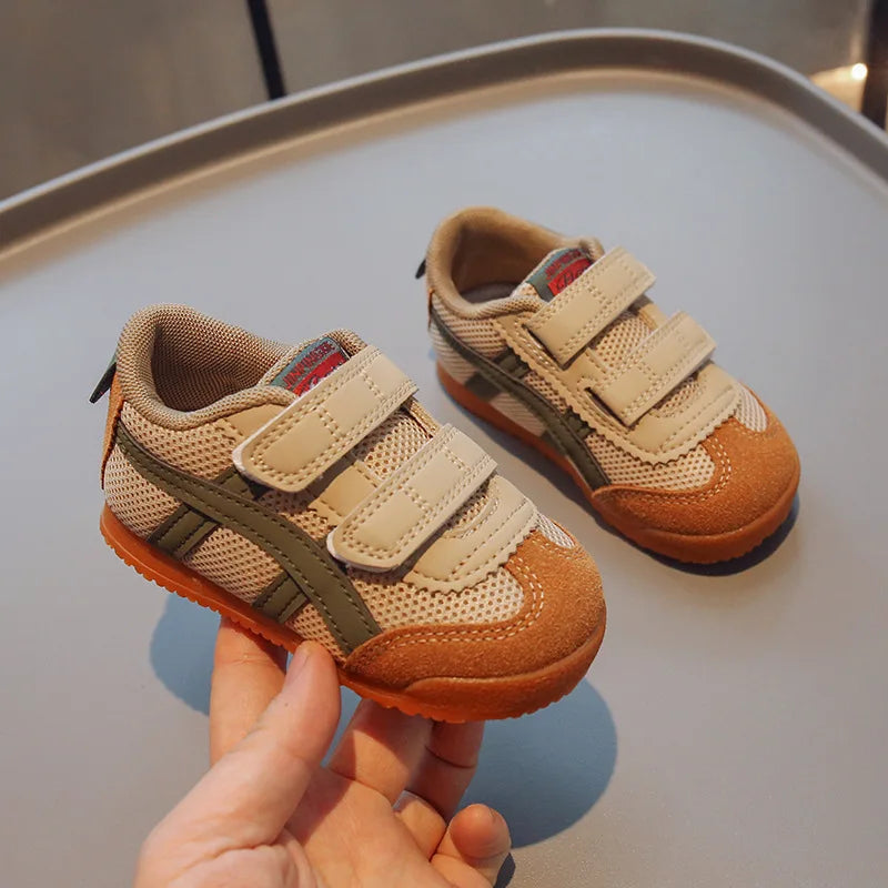 Children's Sneakers Boys Girls Soft Sole Non-slip Casual Student Running Shoes Baby Kids School Sports Shoes Warm Cotton Shoes