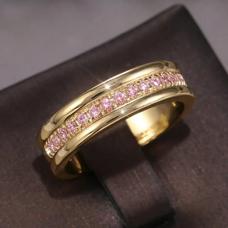 Huitan 2020 NEW Fashion Wedding Ring For Women Micro Paved Cubiz Zircon Finger Rings Female Engagement Jewelry Accessories