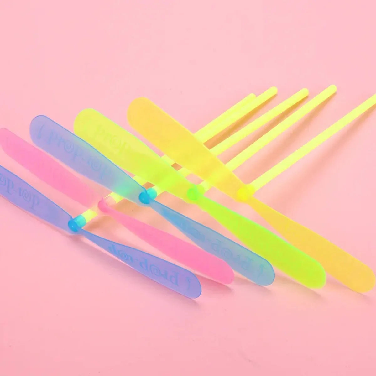 10/20pcs Novelty Plastic Bamboo Dragonfly Propeller Outdoor Classic Toy Kid Gift Rotating Flying Arrow Multicolor Random Color