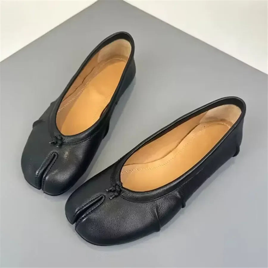 Size 35-43 Split Toe Women Ballet Flats Tabi Shoes Casual Slip-on Loafers Ladies Pleated  Leather Espadrilles Zapatillas Mujer