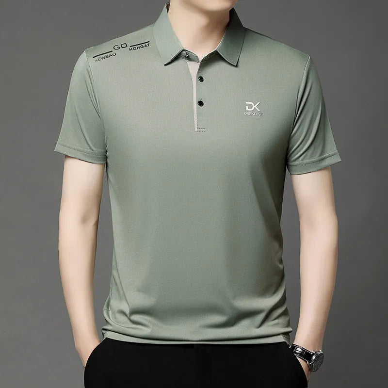New Men's Business Casual Short Sleeved Shirt with Badge Solid Color Polo Shirt Fashionable Breathable Comfortable Versatile Top