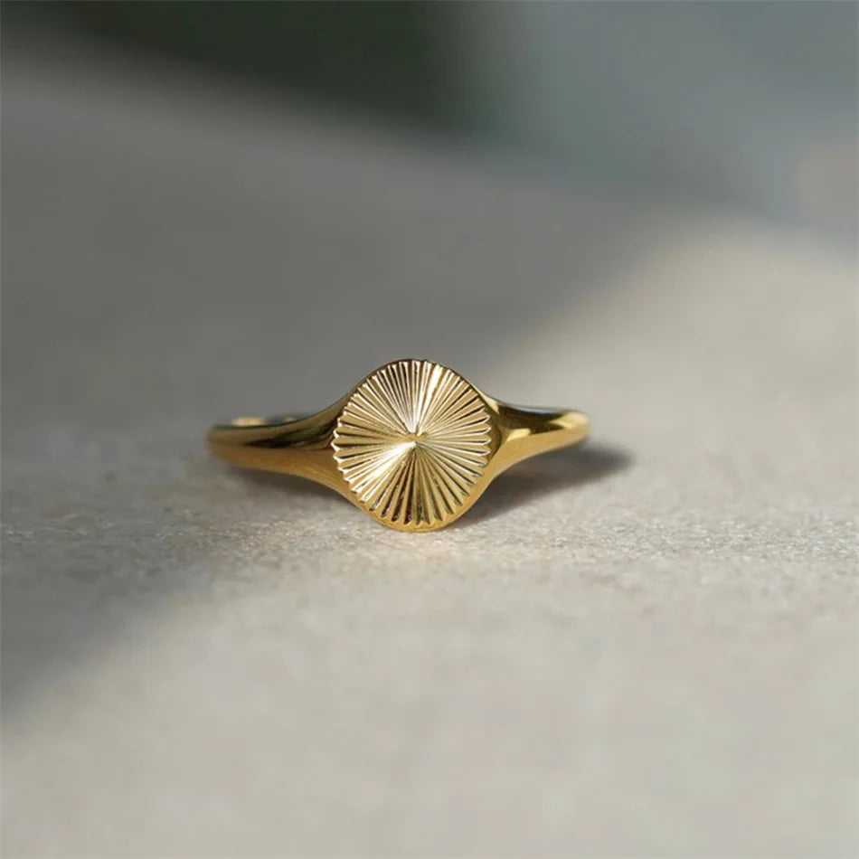 SUNIBI Stainless Steel Rings for Women Gold Color Do Not Fade Wave Rays Texture Signet Dainty Ladies Ring Jewelry Wholesale
