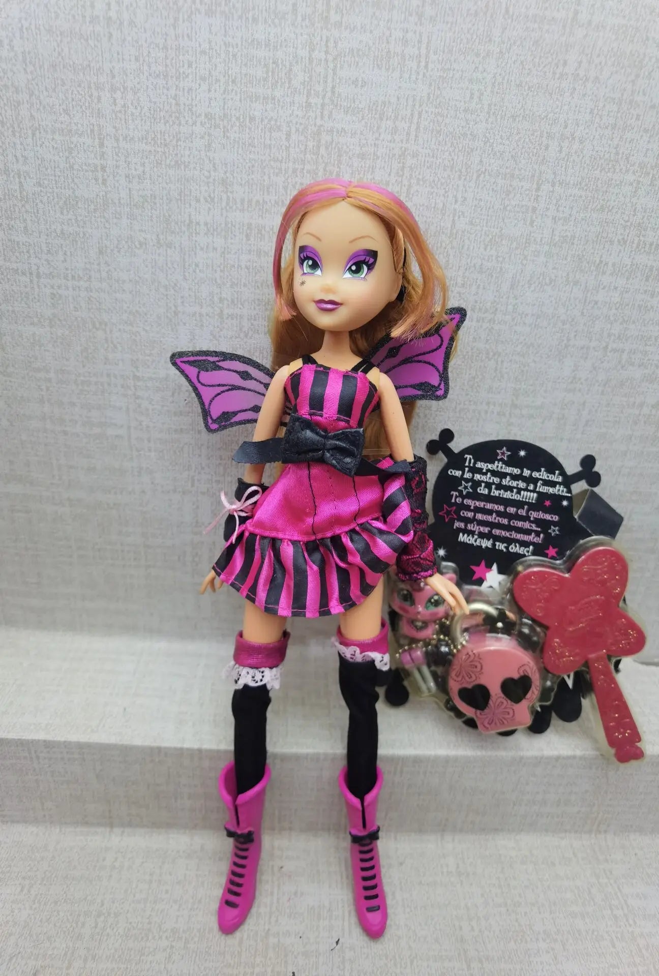 original Lovely blue hair girl colorful girl Action Figures dolls with win Accessorie body with Head Toys Accessories Kids Toys