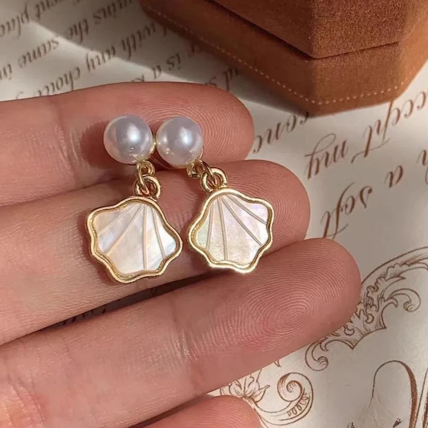 Trendy Temperament Long Pearls No Hole Clip Earrings Imitation Pearl Shell Tassel Long Clip on Earrings on Pierced Ears Women