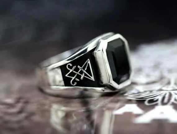 Vintage Gothic Lucifer Seal of Satan Signet Rings Punk Stainless Steel Seal Rings With Black Stone Pagan Jewelry Party Man Gift